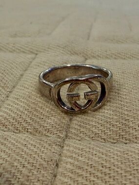 Gucci Silver Interlocking G Logo Ring